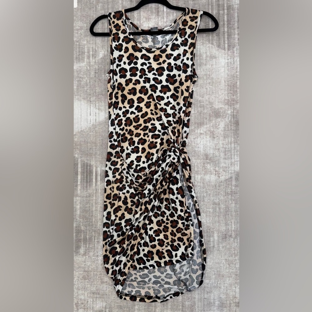 Women's Sleeveless Animal Printed Mini Dress Size Medium